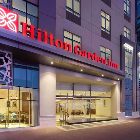Hilton Garden Inn Dubai Deira Exterior photo